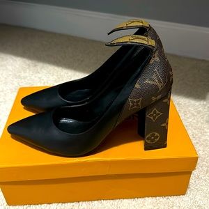 LV pump shoes